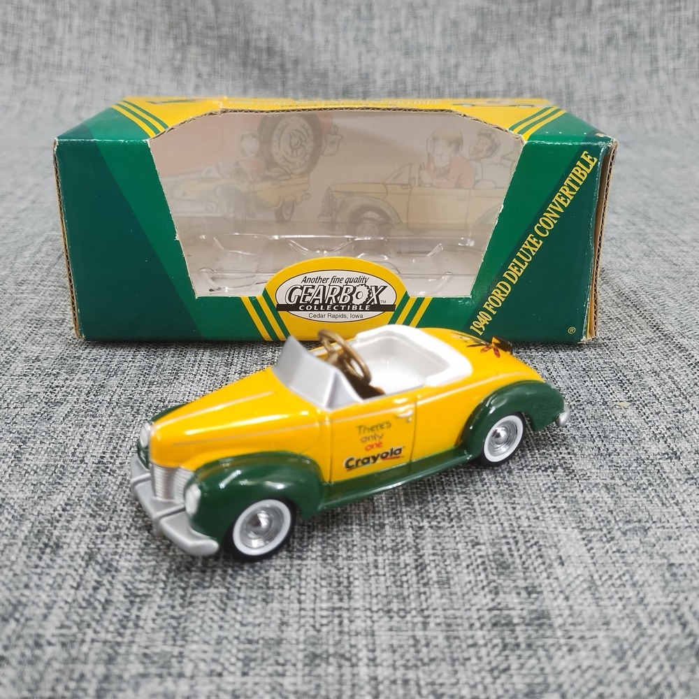 Crayola Gearbox Diecast 1940 Ford Deluxe Yellow Pedal Driven Car 1998